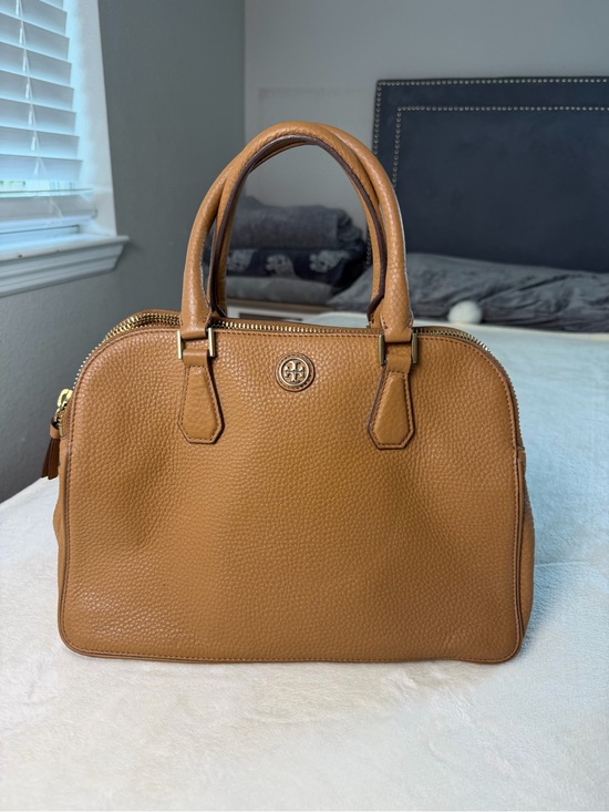 Tory Burch Handbags - Tory Burch Amanda Zip Continental / Dome Satchel/ Tote Bag